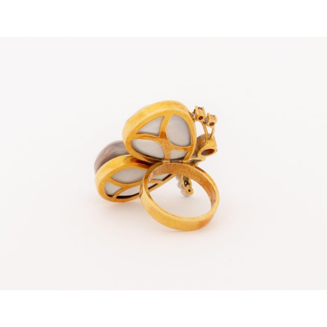 Gold 18k Rose Gold, Diamond, Ruby, and Pearl Butterfly-Form Ring For Sale - Image 8 of 9