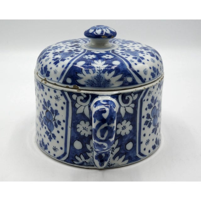 18th-C Delftware Two Handled Lidded Dish For Sale - Image 4 of 10