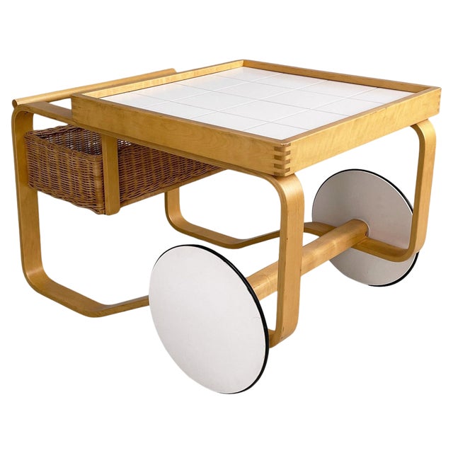 Modern Finnish Wood, Wicker Cart Tea Trolley 900 attributed to Alvar Aalto for Artek, 1970s For Sale
