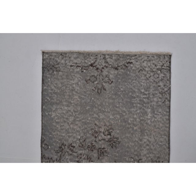 1960s Grey Oushak Turkish Carpet For Sale - Image 4 of 10
