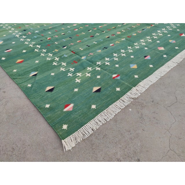 Handmade Cotton Vegetable Dyed Green Shooting Star Rug - 9'x12' For Sale - Image 6 of 11