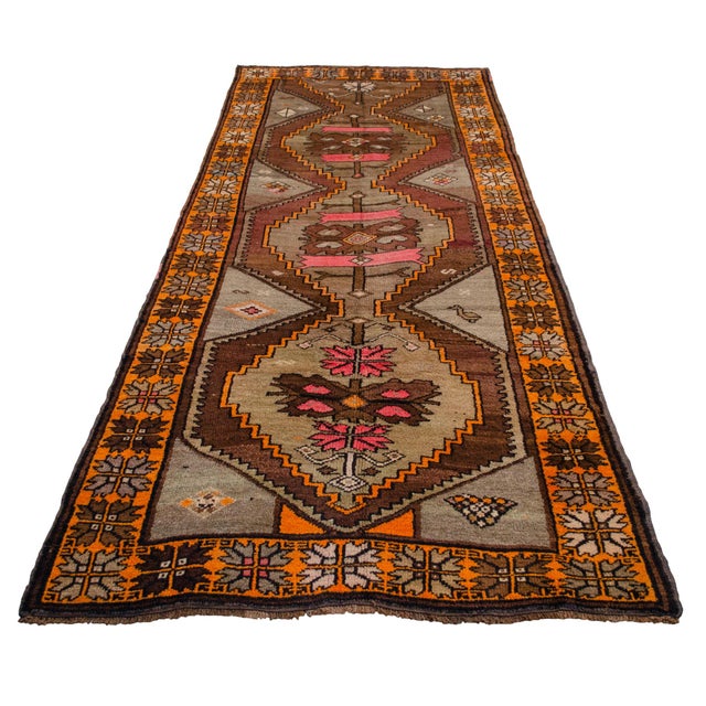 1970s Vintage Hand Knotted Neutral Color Turkish Large Runner Rug - 4′5″ X 10′6″ For Sale - Image 5 of 11