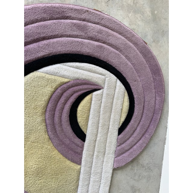 Textile 1980’s Postmodern Geometric Abstract Wool Rug — Sculptural “Swirl” Design in Lavender, Cream & Black For Sale - Image 7 of 12