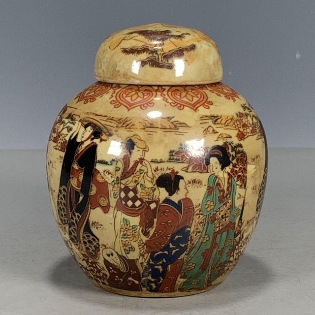 Japanese Satsuma Lidded Ginger Jar, Geisha Bijin Figural Scene, Round Ceramic Canister For Sale In Los Angeles - Image 6 of 9
