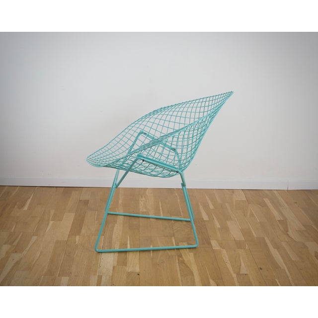 Diamond Chair by Harry Bertoia for Knoll International, 1980s, in Very Good conditions. Designed 1950 to 1959 I have...