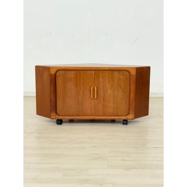 For sale is a beautiful teak chest of drawers by the designer Drylund. Bring timeless Danish charm into your home with...
