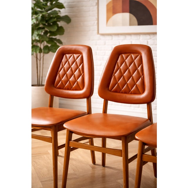 Set of 5 - Mid Century Modern Scandinavian Dining Chairs | Diamond Stitched Upholstery, C. 1960's For Sale In New York - Image 6 of 15