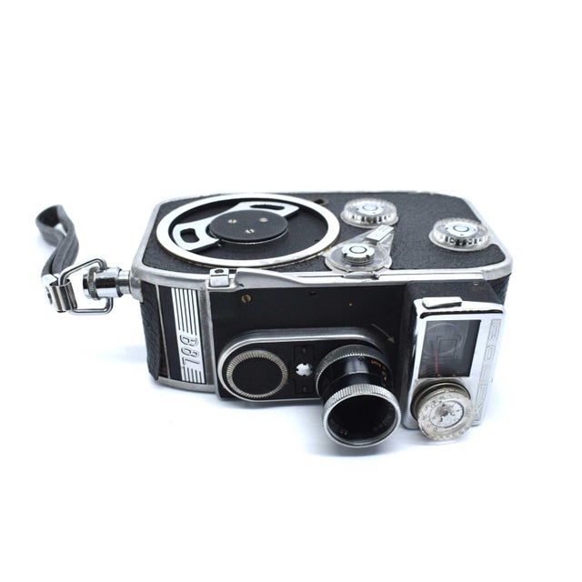 Mid 20th Century Paillard Bolex B8l 8mm Wind-Up Film Camera Made in Switzerland For Sale - Image 9 of 10