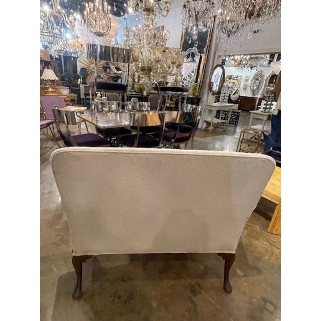 Queen Anne 19th Century English Queen Anne Walnut Settee For Sale - Image 3 of 7