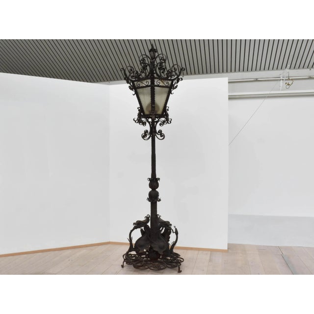 Large Italian Wrought Iron Outdoor Lamppost from Mazzucotelli, Italy, 1910s For Sale - Image 13 of 13