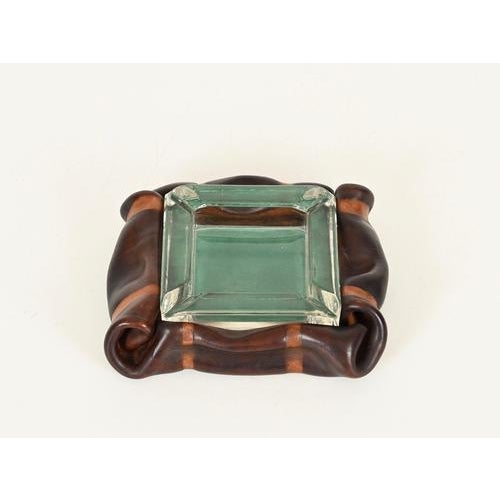 Italian Curved Leather and Crystal Glass Ashtray from Nova Tecno, 1950s For Sale - Image 3 of 14