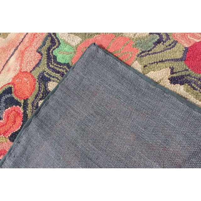 Charcoal Early 20th Century Charcoal Red and Green Antique American Hooked Rug With Large Flower Design For Sale - Image 8 of 9