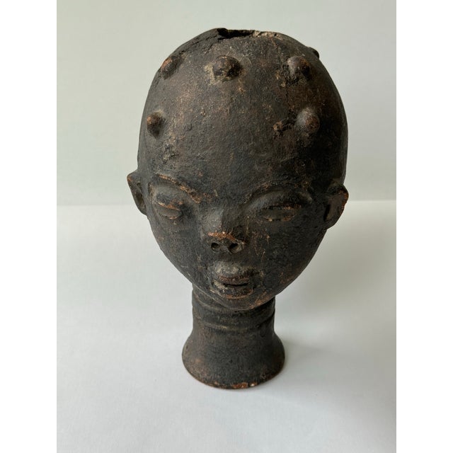 African 19th Century Akan Terracotta Head For Sale - Image 3 of 12