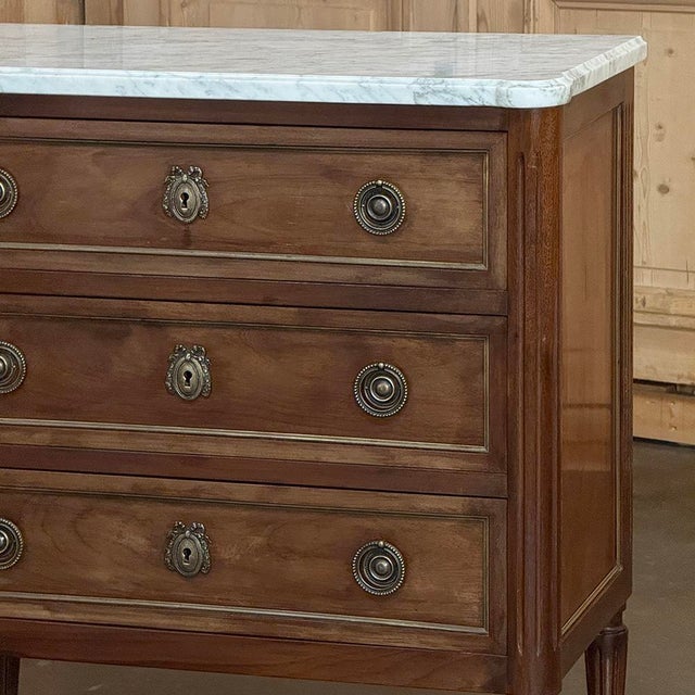 Auburn French Louis XVI Mahogany Marble Top Commode For Sale - Image 8 of 16