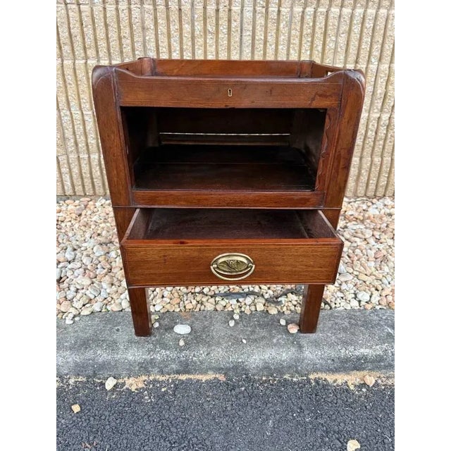 Georgian III Chippendale Style Mahogany Bedside Table well made, sturdy , raised edges with handles Finished back, 1...