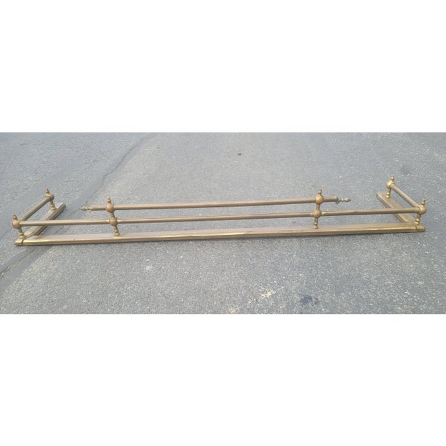 American 19th Century Continental Brass Fireplace Fender For Sale - Image 3 of 6