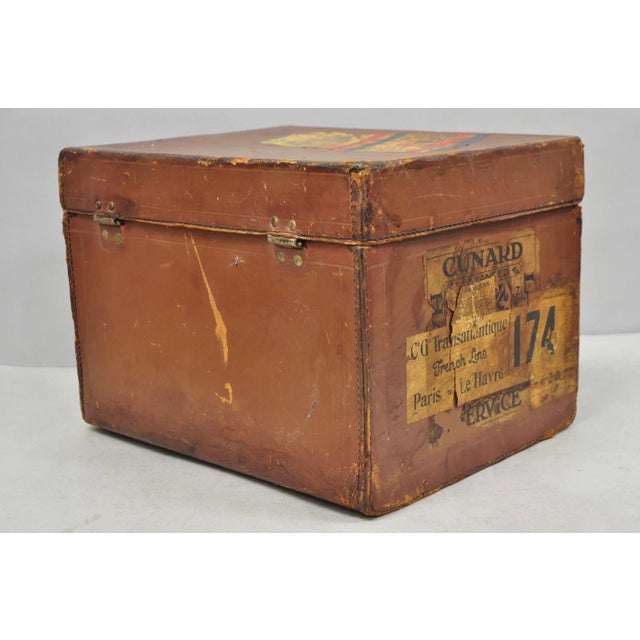 Late 19th Century English Art Deco Brown Leather Travel Case Suitcase W/ Cunard Stickers & Top Hat For Sale - Image 12 of 18