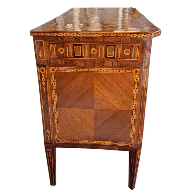 Louis XVI Inlaid Chest of Drawers in Walnut For Sale - Image 6 of 12