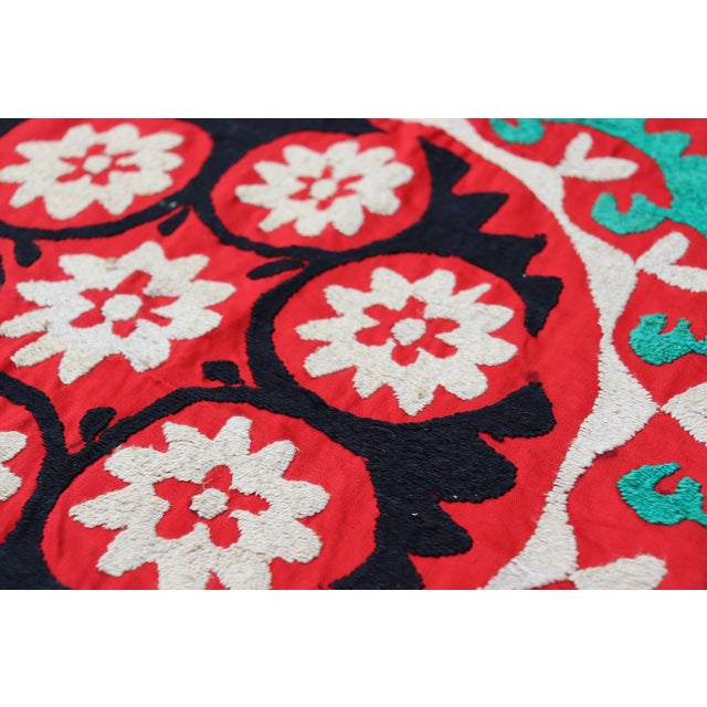 Vintage Hand Embroidered Suzani Wall Hanging, 1920s For Sale - Image 9 of 11