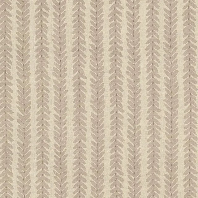 Sample - Schumacher X Veere Grenney Woodperry Fabric in Lilac For Sale