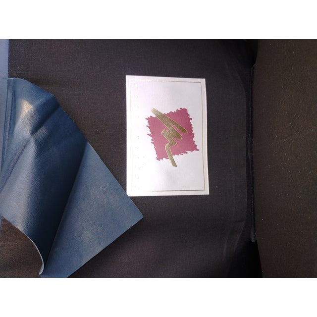 Experience Unmatched Comfort: A Pair of MotionCraft Full Grain Leather Recliners For Sale - Image 10 of 11