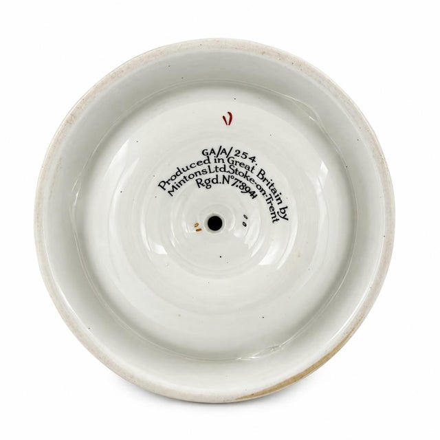 White Vintage Guinness Is Good for You Barrel Match Holder Ashtray For Sale - Image 8 of 11
