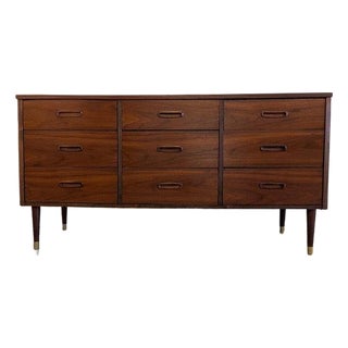Vintage Mid-Century Modern Nine Drawer Lowboy Dresser For Sale