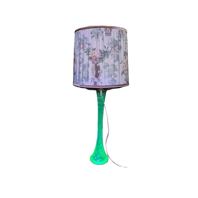 Vintage Art Deco Table Lamp in Uranium Glass, 1930s For Sale - Image 14 of 14