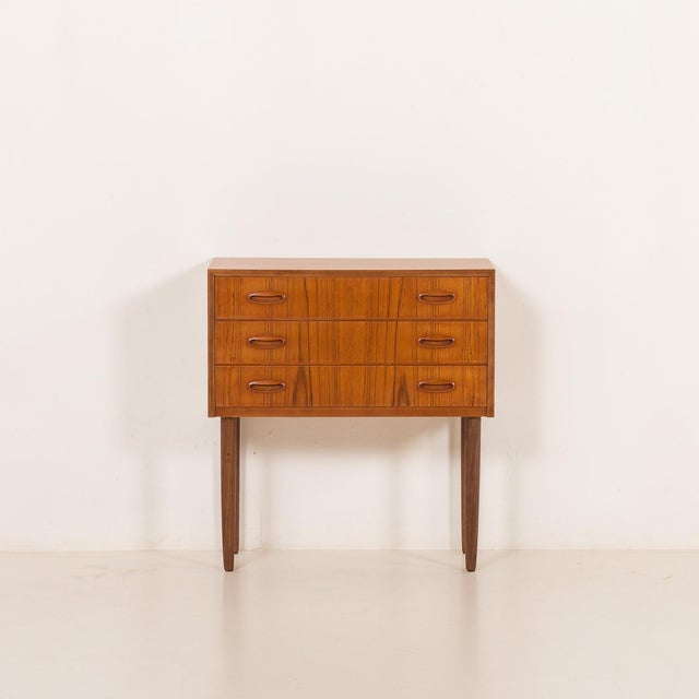 1960s Small Vintage Danish Teak Dresser, 1960s For Sale - Image 5 of 12