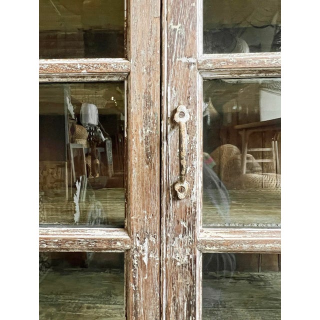 Mid 20th Century Vintage Colonial Narrow Vitrine Cabinet For Sale In Los Angeles - Image 6 of 8