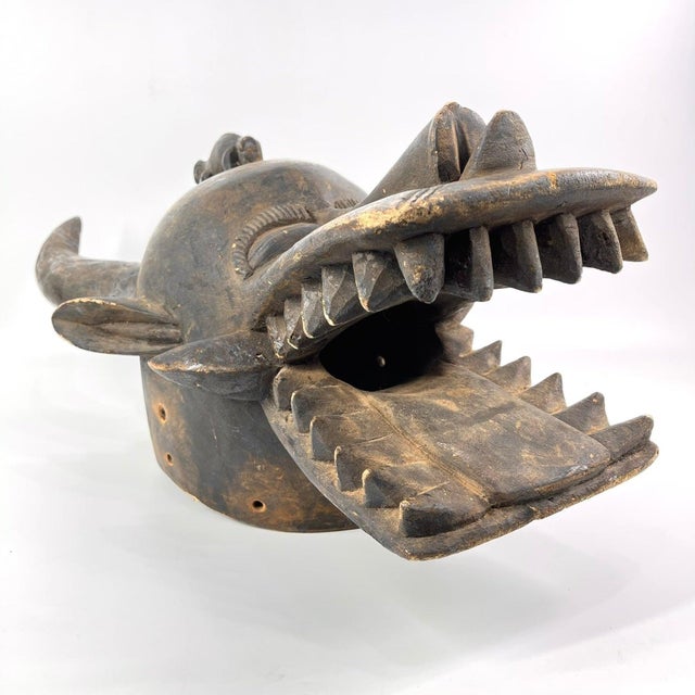 Early 20th Century Senufo Firespitter Helmet Mask Côte d'Ivoire For Sale In Denver - Image 6 of 9
