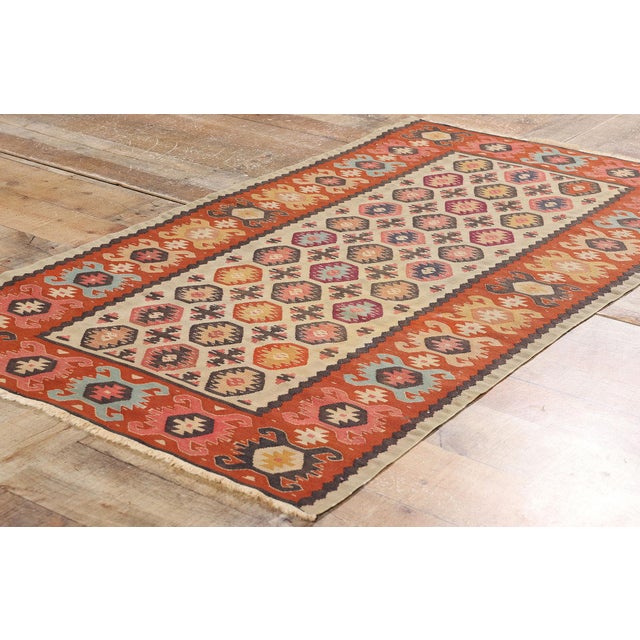 Textile Vintage Turkish Kilim Rug - 02'09 X 04'11 For Sale - Image 7 of 9
