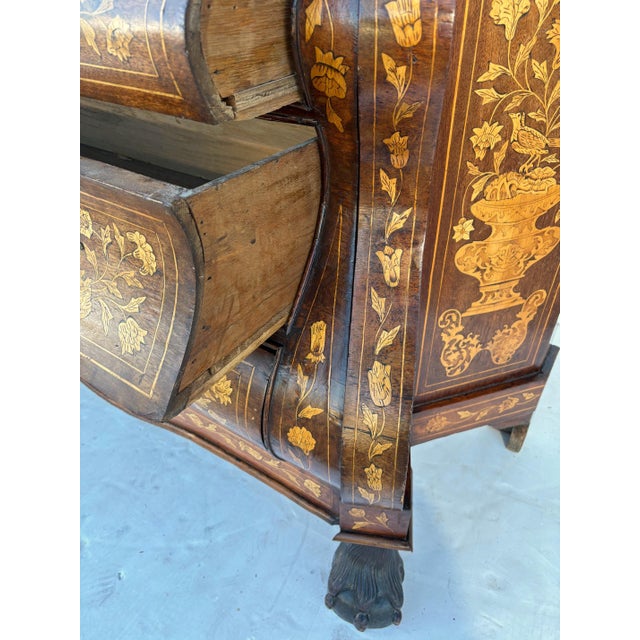 Dutch Marquetry Display Cabinet / Vitrine For Sale In Los Angeles - Image 6 of 9