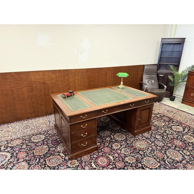 Classic and Elegant | Antique desks in English, Classic and Chesterfield style. This beautiful Desk is the eye catcher for...