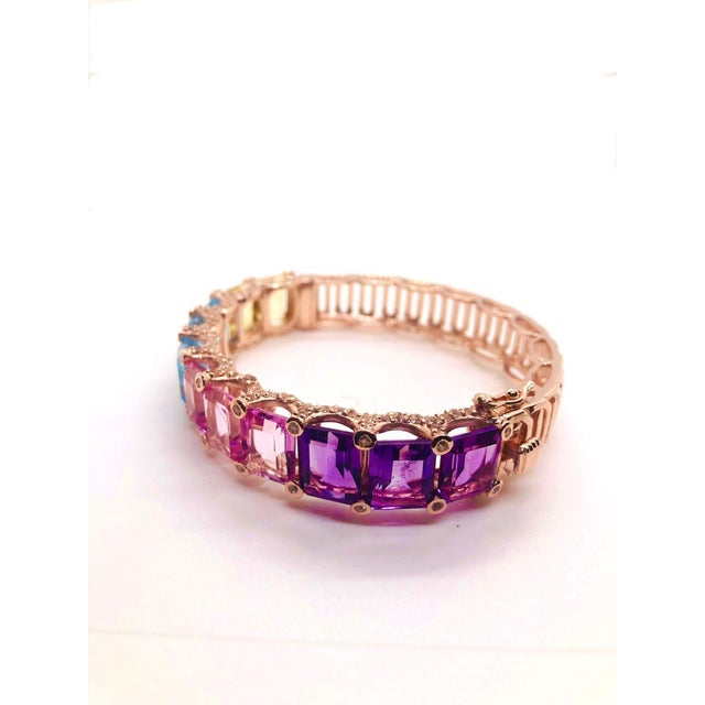 Art Deco "Bochic ‘Capri’ Vintage Natural Amethyst & Blue Topaz Bangle In 18K Gold & Silve" For Sale - Image 3 of 15