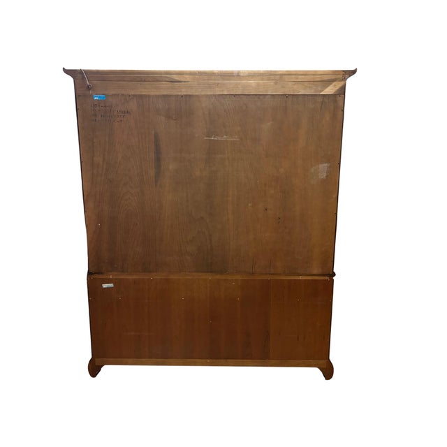 This exquisite hutch from Drexel Heritage’s sought-after Ming Treasure collection beautifully showcases Chinoiserie...