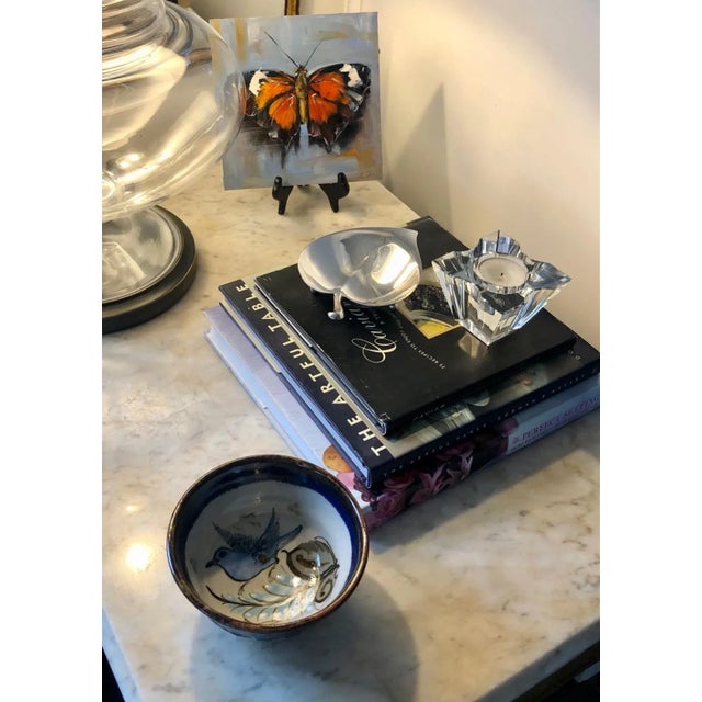 Mexican Stoneware Blue Bird Decorative Bowl - Ken Edwards For Sale - Image 6 of 12