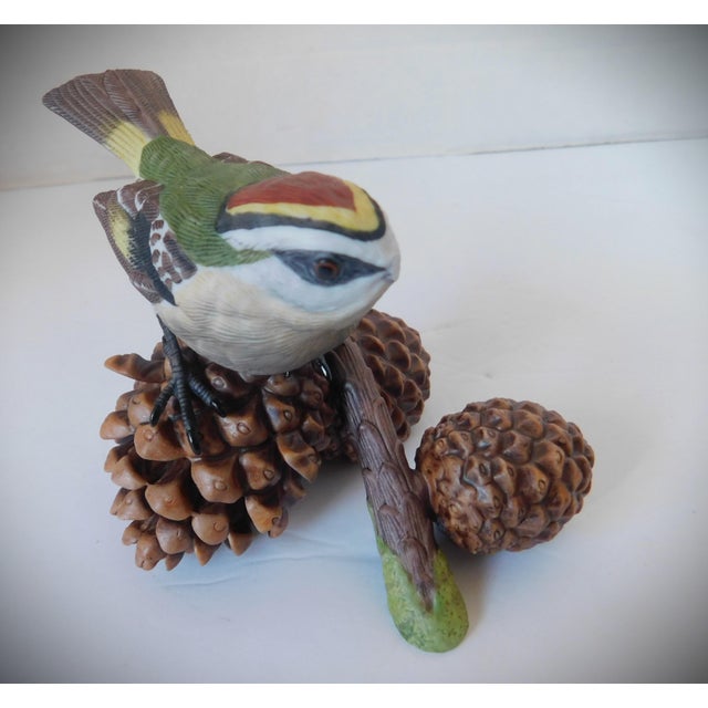 Farmhouse Vintage Lenox Ceramic Porcelain Golden Crown Kinglet For Sale - Image 3 of 10