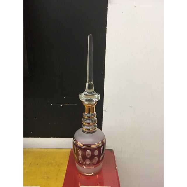1960s Etched Glass Decanter With Stopper For Sale - Image 5 of 9