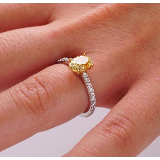 Fancy Yellow 1.12 Ct Oval Cut Diamond Engagement Platinum Ring, Size 5.75 | Simon Ardem Jewelry For Sale - Image 4 of 5