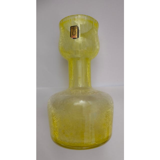 Hungarian Yellow Spiderweb Glass Vase from Karcag Glashütte, 1970s For Sale - Image 4 of 4