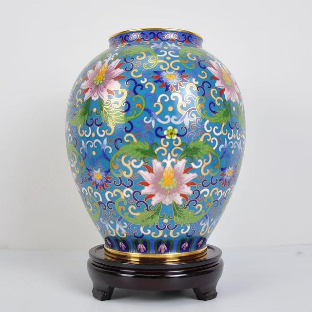Turquoise Vintage Chinese Cloisonné Vase | Gilt Lotus & Scrolling Vine Motif With Stand & Box For Sale - Image 8 of 9