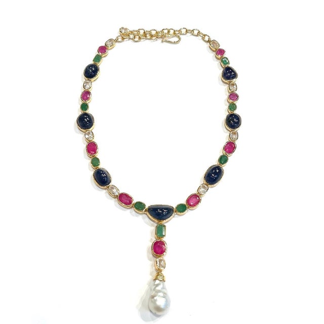 Gemstone Bochic "Capri" Red Ruby, Blue Sapphire & Green Emerald Necklace Set 18K & Silver For Sale - Image 7 of 11