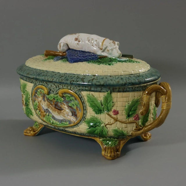 Ceramic Festive Victorian Minton Majolica Game Pie Dish With Gun Dog For Sale - Image 7 of 12