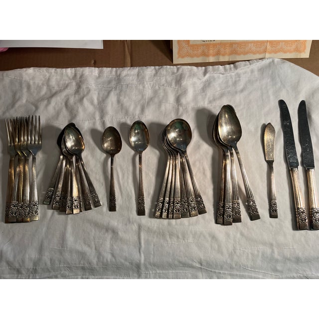 1 Flat Handle Master Butter Knife Coronation (1936, No Mono) by Oneida Silver 10 Round Bowl Soup Spoon (Gumbo) Coronation...