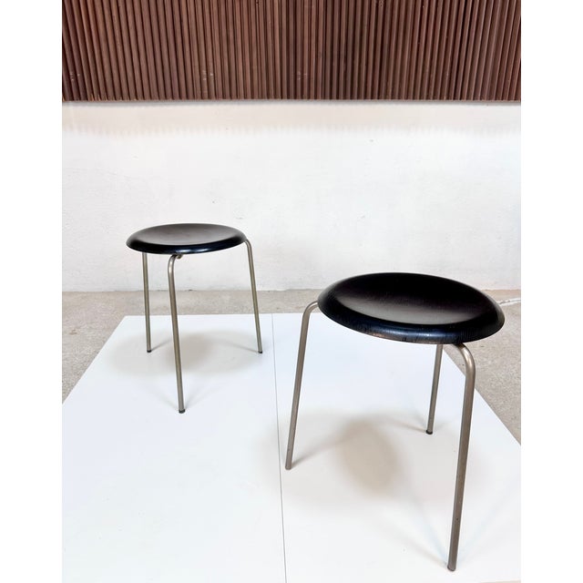 Black Dot Model 3170 Stools by Arne Jacobsen for Fritz Hansen, Denmark, 1960s, Set of 2 For Sale - Image 17 of 18