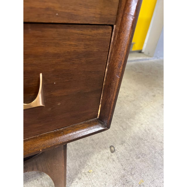 Broyhill Brasilia 1950s Broyhill Brasilia Highboy Dresser For Sale - Image 4 of 10