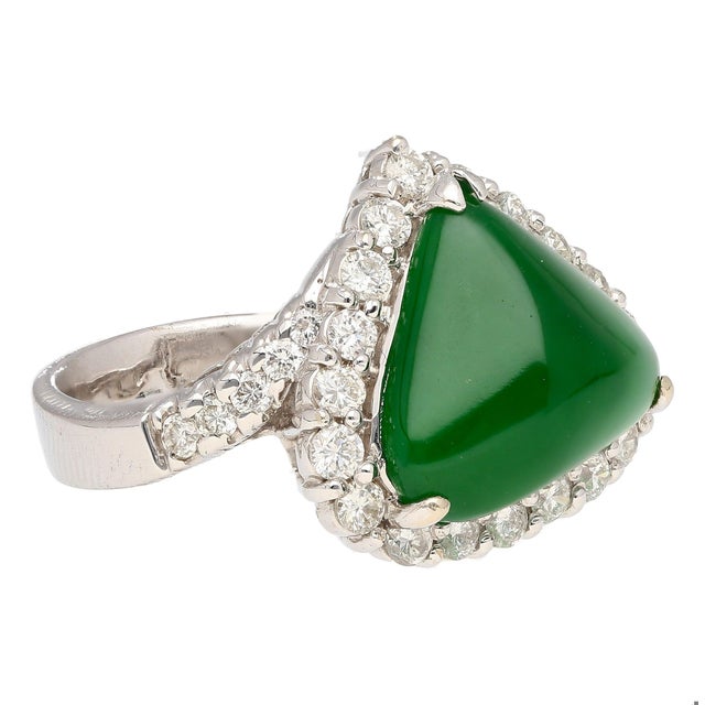 2010s Type a Jadeite Jade Cabochon Cut Triangle Shape and Diamond Halo Ring, Size 6 For Sale - Image 5 of 10