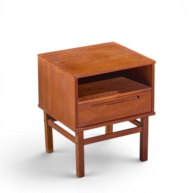 Nils Jonsson for Tørring Møbelfabrik Mid Century Danish Teak Nightstands - Pair For Sale - Image 10 of 12
