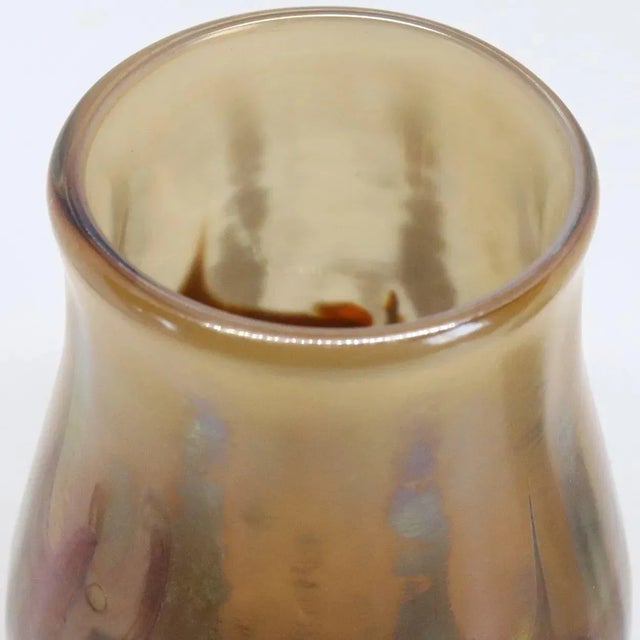 American Tiffany Studios Art Nouveau Iridescent Reactive Glass Cabinet Vase For Sale In Denver - Image 6 of 8
